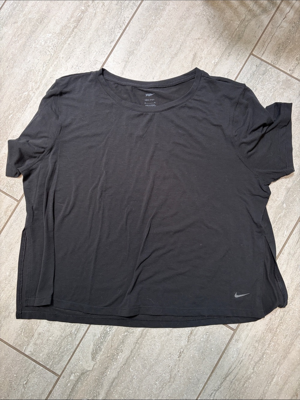 Nike Black Short Sleeve Scoop-Neck Tee